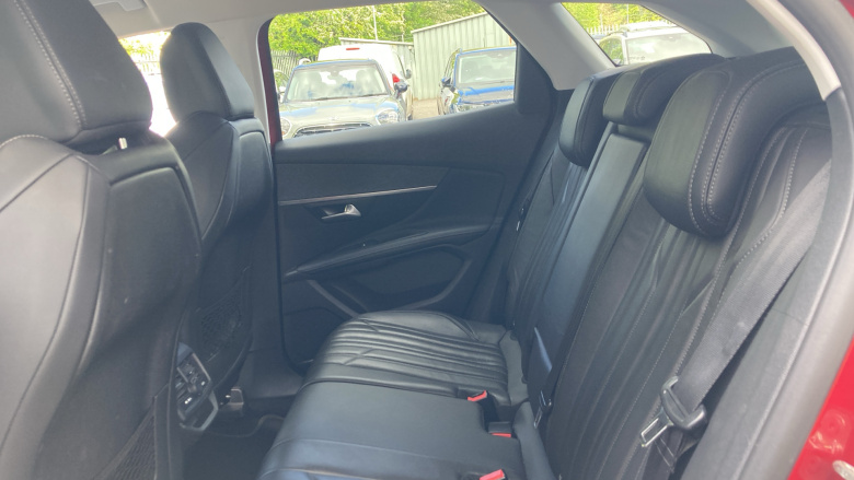 Peugeot 3008 1.2 PureTech Allure 5dr Petrol Estate